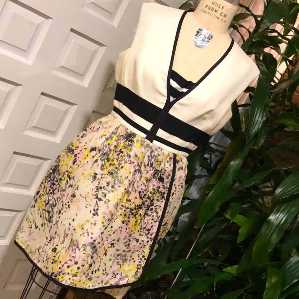 Giambattista valli size 8 white/ black